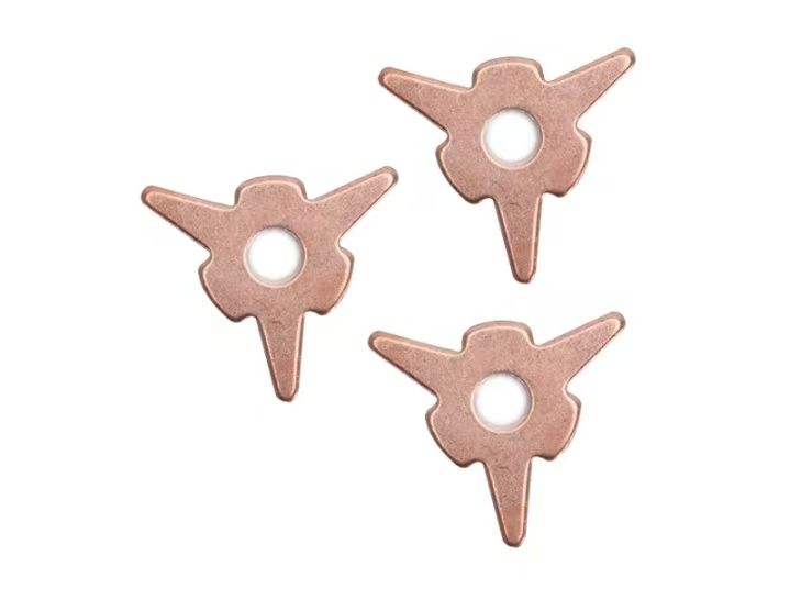 Connecteur triangulaire